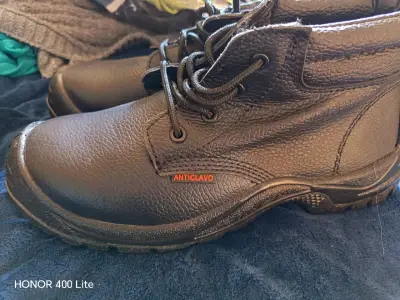 Botas de seguridad negras - miniatura 3