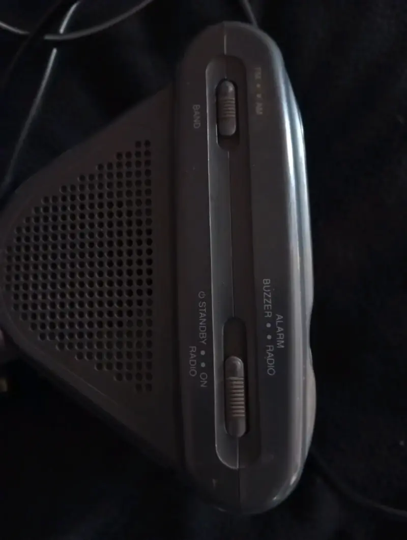 Radio reloj despertador Aiwa - 3