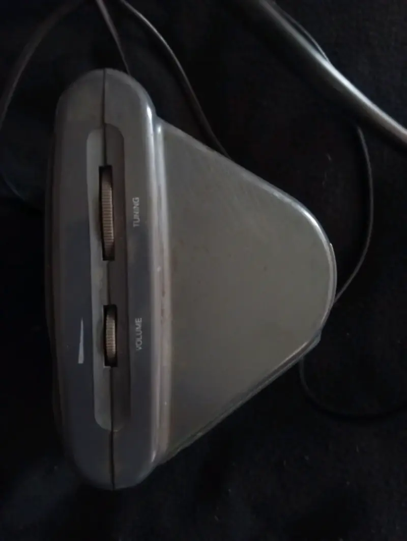 Radio reloj despertador Aiwa - 4
