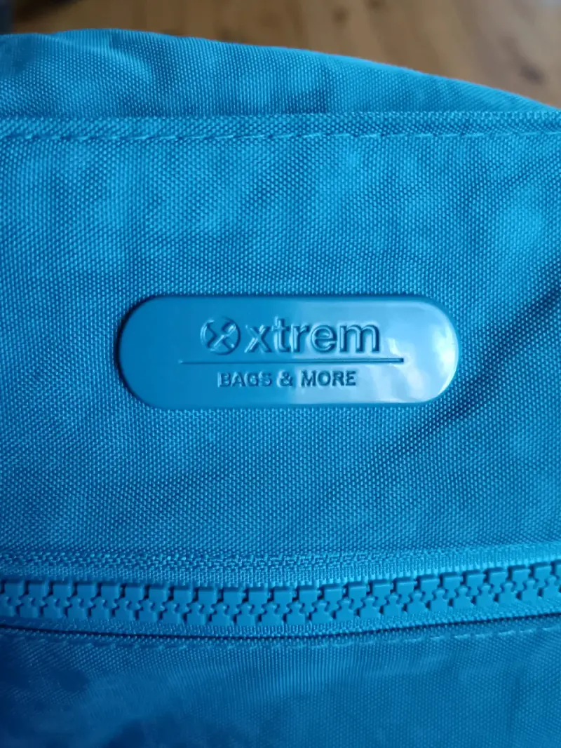 Cartera XTREM azul con múltiples bolsillos - 3