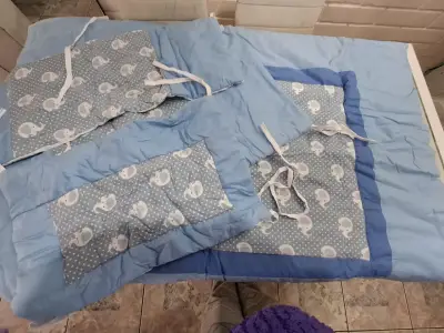 Conjunto de pijamas para bebé - miniatura 4