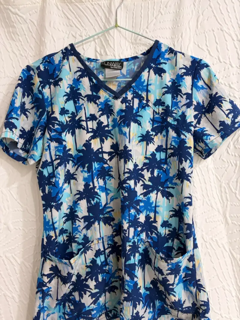 Polera cherokee clínica