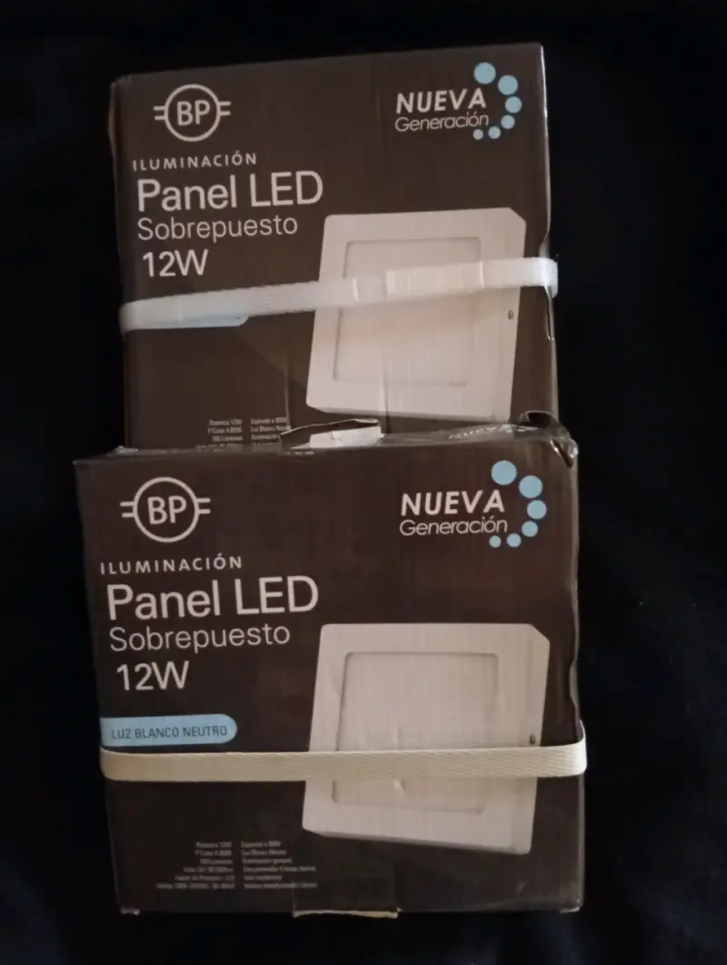 Panel LED sobrepuesto 12W - 2