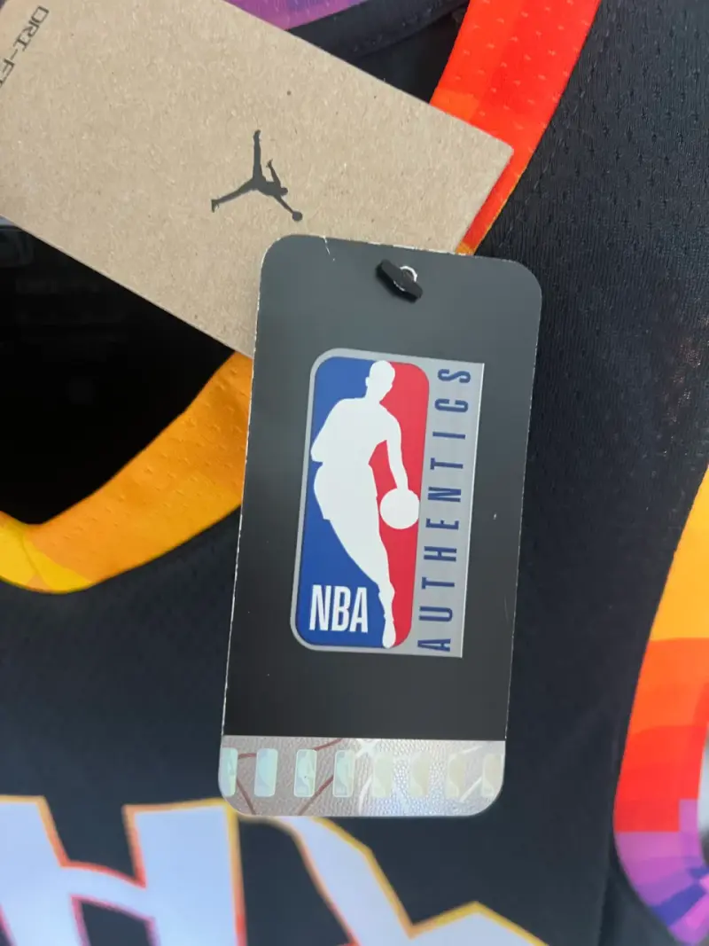 Camiseta NBA Authentics negra - 1
