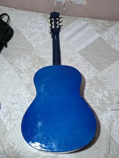 Guitarra acústica azul Pecaya - miniatura 2