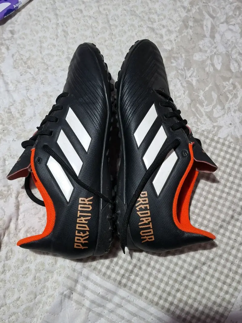 Zapatillas fútbol Predator negras - 1