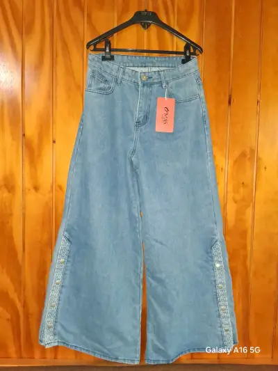 Jeans anchos con etiqueta MAS - miniatura 1