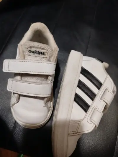 Zapatillas blancas infantiles Adidas - miniatura 1