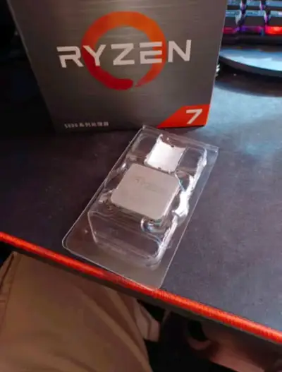 Procesador AMD Ryzen 5 2600 six-core - miniatura 1