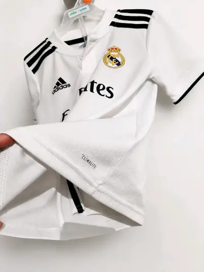 Equipo de fútbol Real Madrid niño/ blanca - miniatura 3