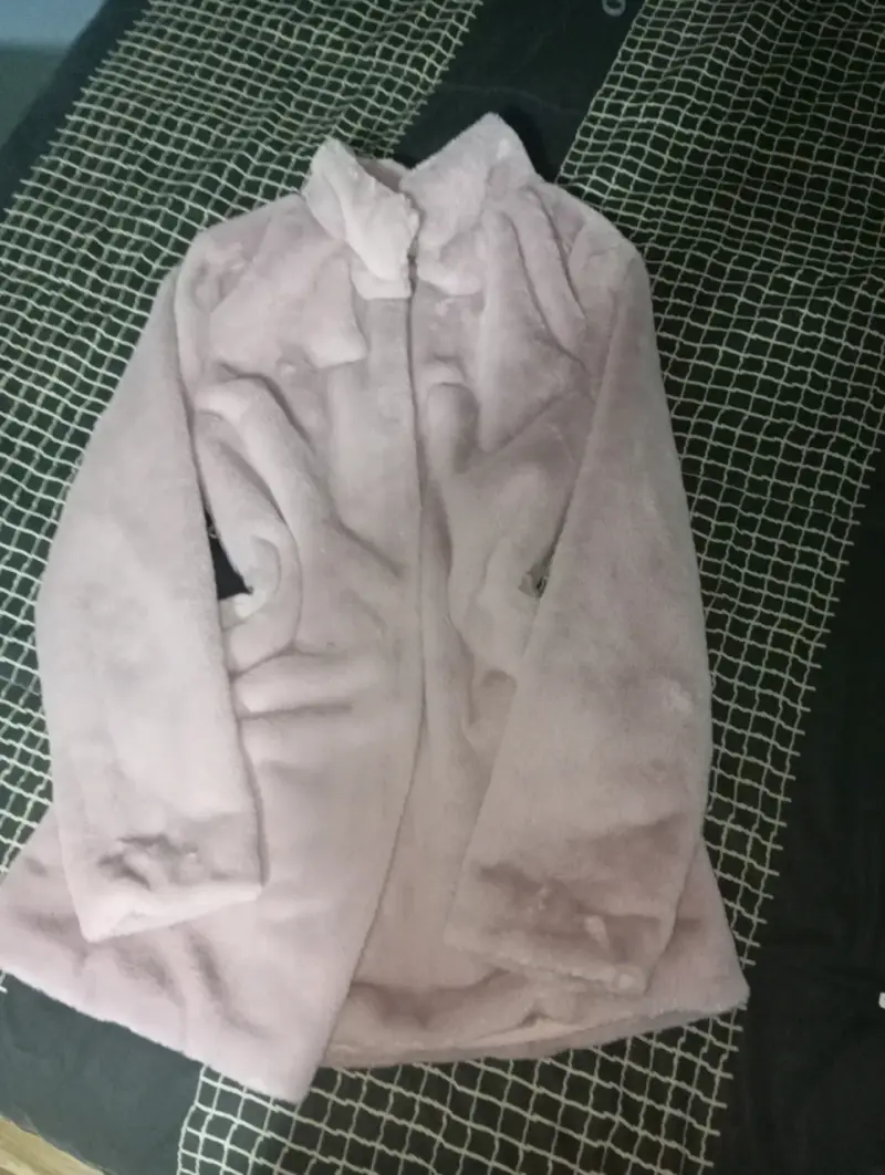 Abrigo peludo rosado - 1