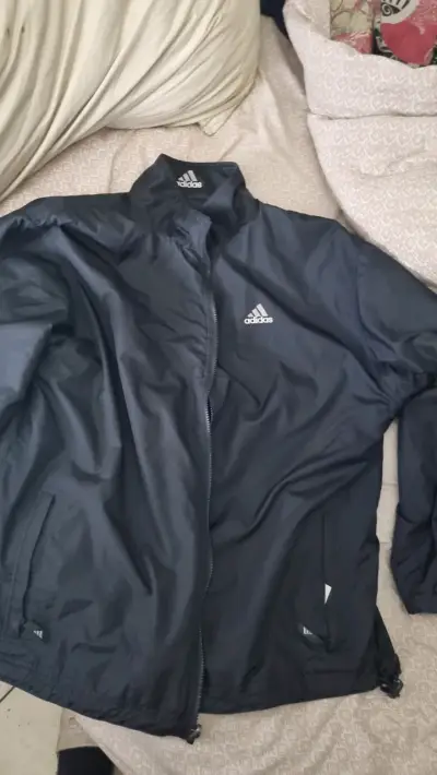 Chaqueta deportiva Adidas negra reversible - miniatura 4
