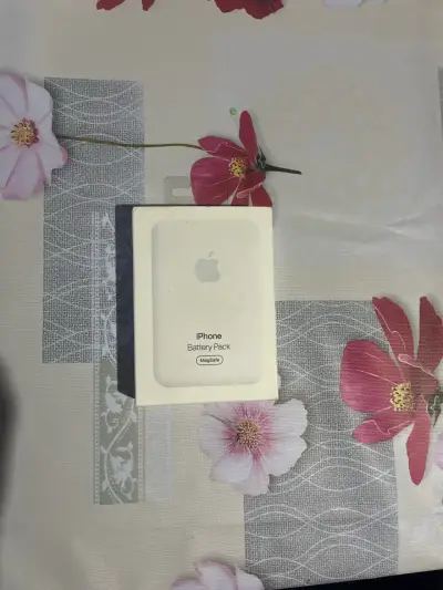 iPhone Battery Pack MagSafe - miniatura 1
