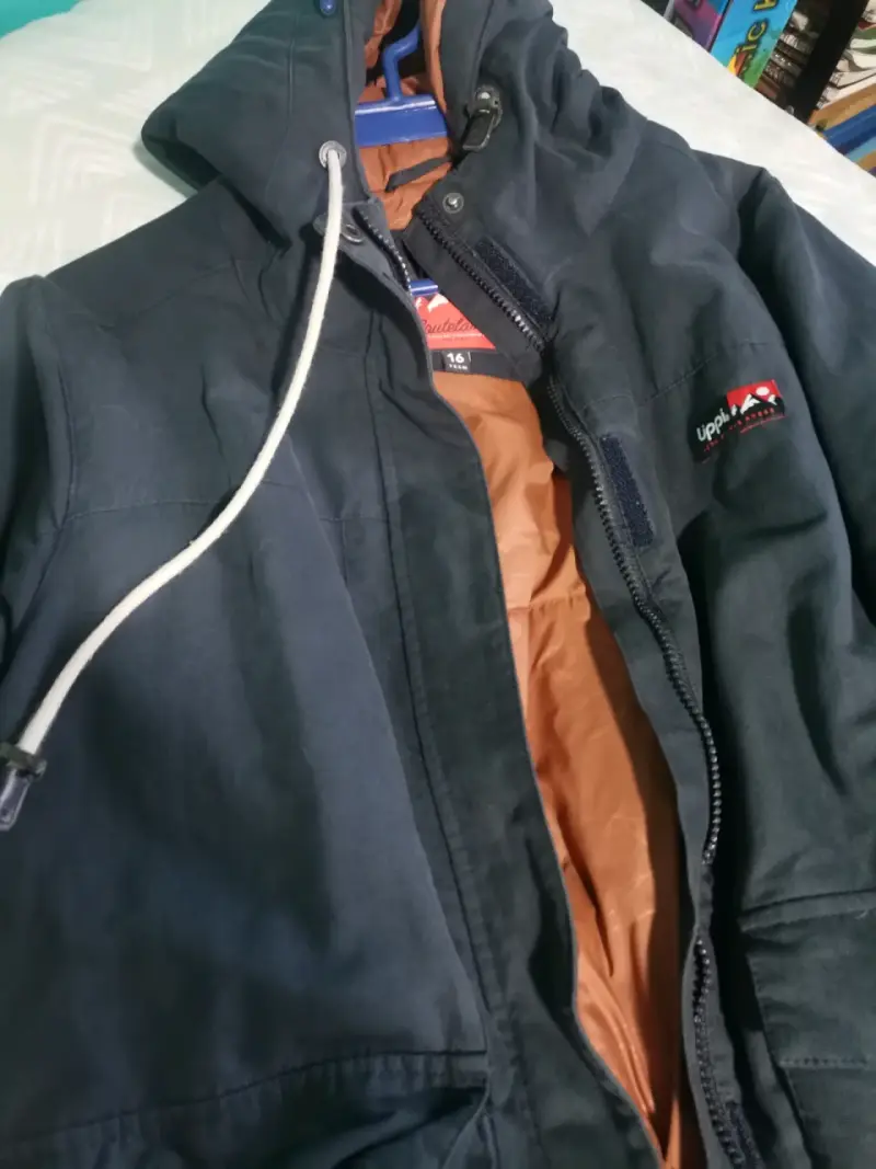 Parka negra con gorro Talla 16 - 2