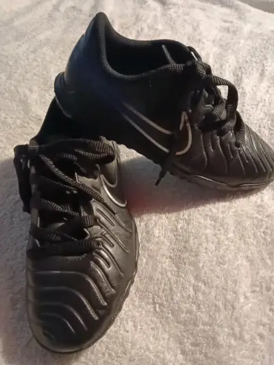 Zapatillas deportivas negras - miniatura 1