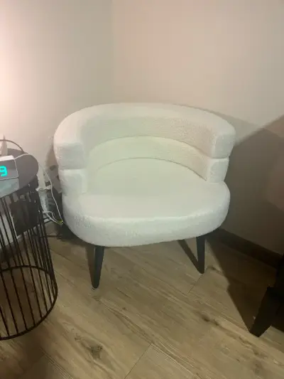 Sillón blanco moderno - miniatura 2