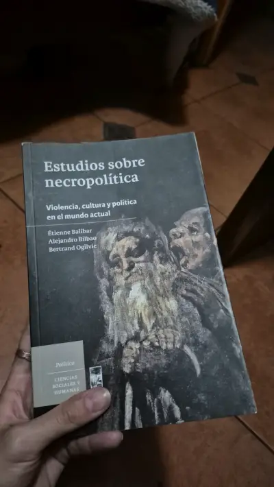 Libro 'Estudios sobre necropolítica' - miniatura 1