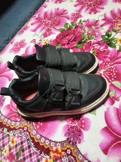 Zapatillas  negras - miniatura 1