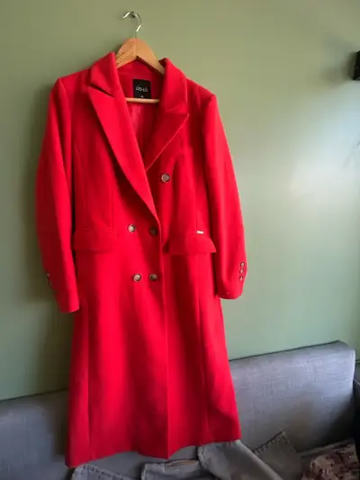 Abrigo rojo  mujer - miniatura 5
