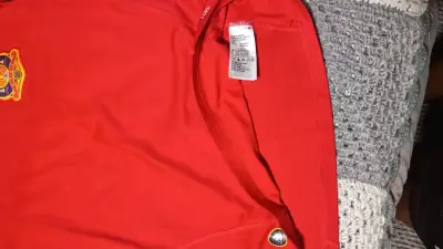 Camiseta roja selección España 2010 - miniatura 5