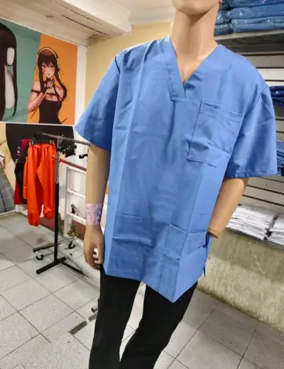Uniforme médico nuevo - miniatura 1