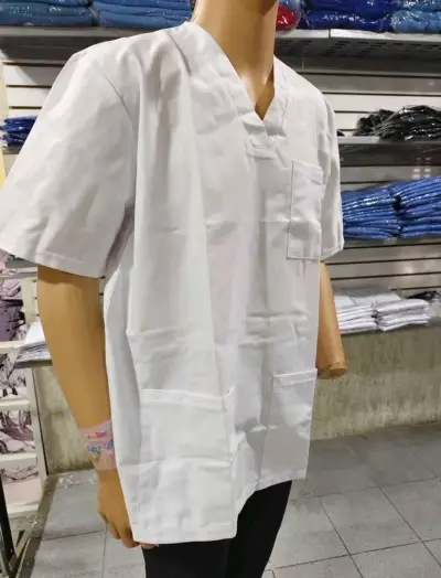 Uniforme médico nuevo - miniatura 2