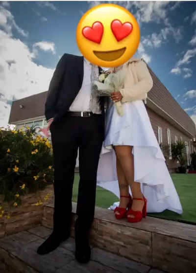 Vestido de novia asimétrico blanco - miniatura 1