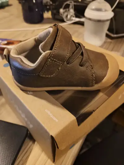 Zapato infantil marrón - miniatura 4