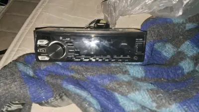 Radio para auto Pioneer - miniatura 1