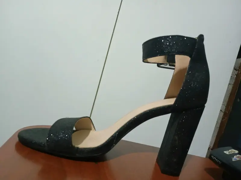Zapatos de tacón negro brillantes - 5