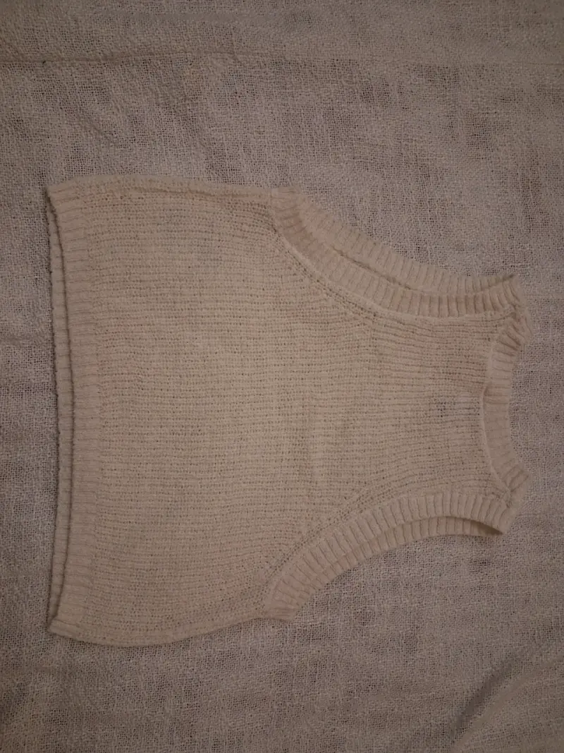 Top tejido beige sin mangas - 2