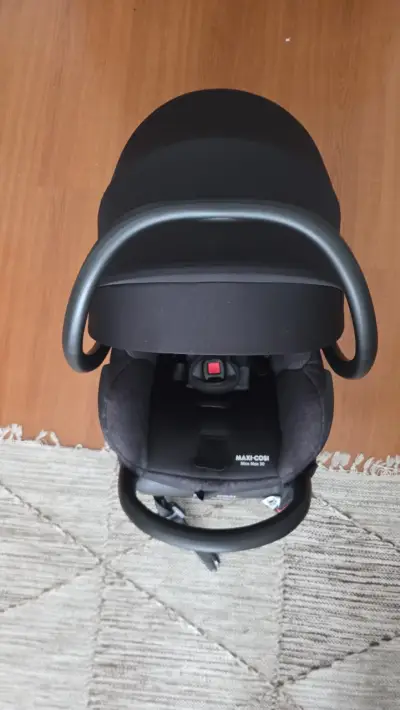Silla de auto maxi cosi - miniatura 1