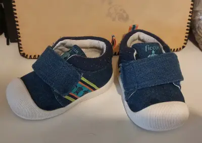 Zapatillas de bebé azul denim - miniatura 1