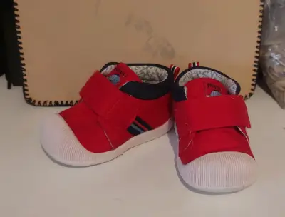 Zapatillas de bebé azul denim - miniatura 2