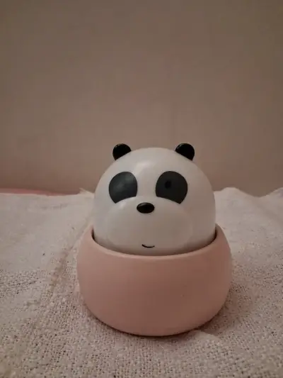 Lámpara nocturna panda - miniatura 1