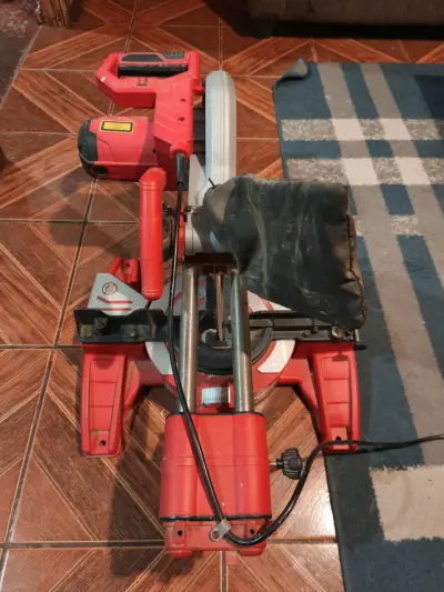 Sierra ingleteadora telescópica Einhell 10" - miniatura 2