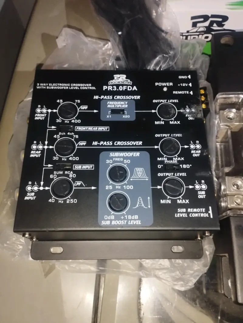 Amplificador y crossovers PR Audio - 2