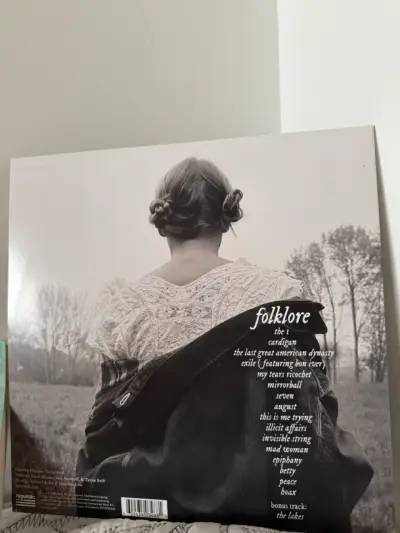 Vinilo folklore Taylor Swift - miniatura 3