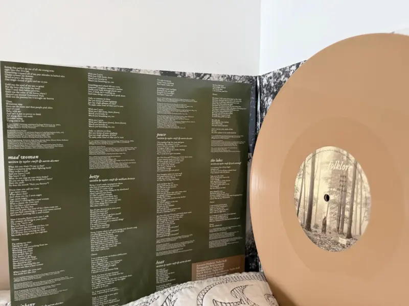 Vinilo folklore Taylor Swift - 5