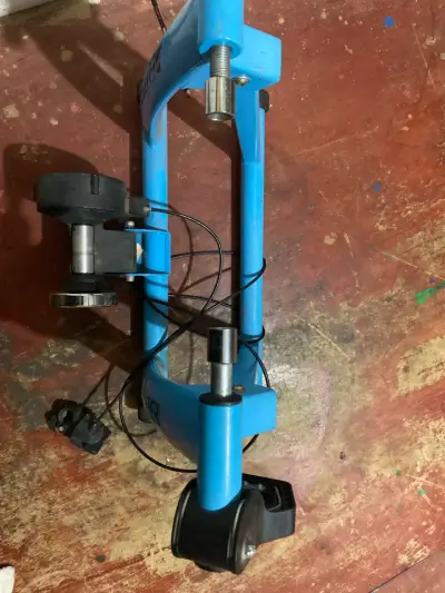 Rodillo de entrenamiento para bicicleta - miniatura 2