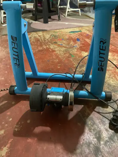 Rodillo de entrenamiento para bicicleta - miniatura 3