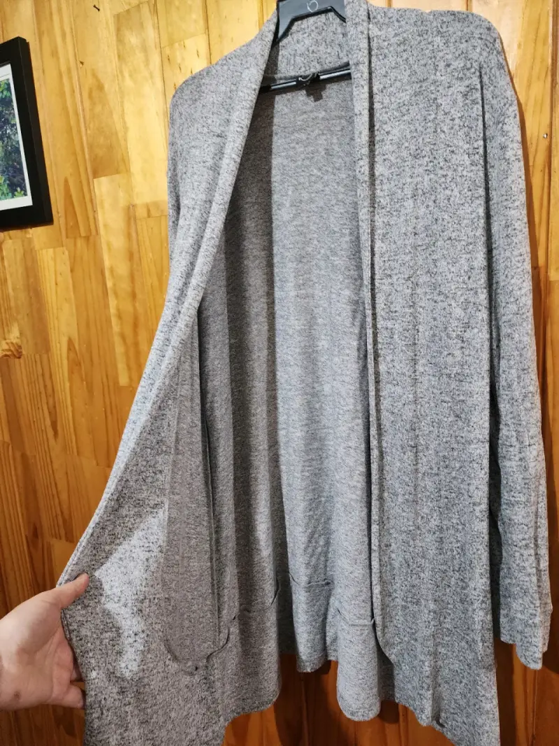 Cardigan gris abierto marca IO - 5