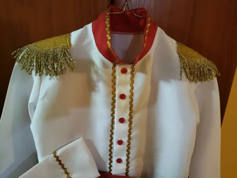 Disfraz de príncipe blanco y rojo - 2