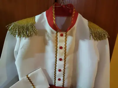 Disfraz de príncipe blanco y rojo - miniatura 2