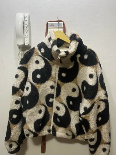 Chaqueta polar estampada yin yang - miniatura 1