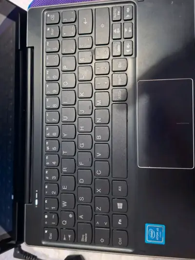 Tablet Lenovo tipo notebook - miniatura 6