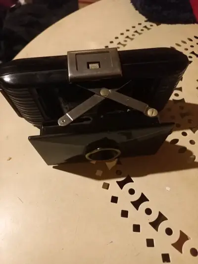 Cámara vintage plegable - miniatura 1