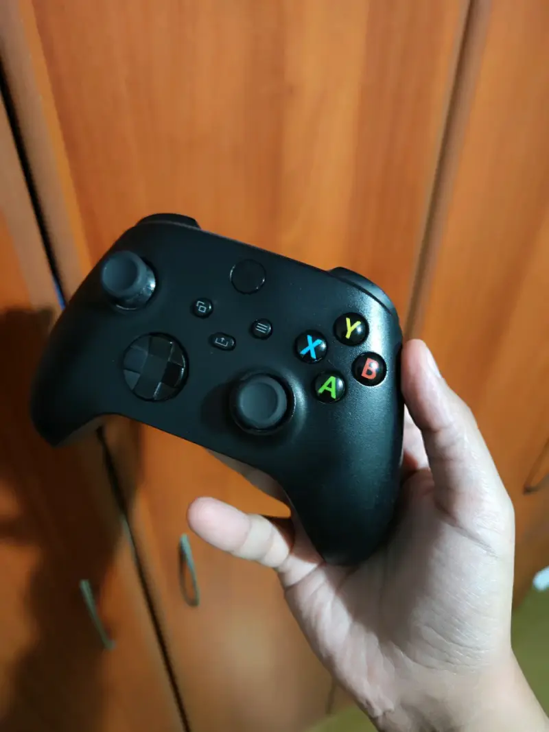 XBOX ONE SERIES X | 1TB | 1 CONTROL - 3