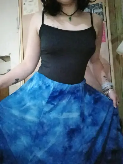 Falda azul agua tie-dye semi-transparente - miniatura 1