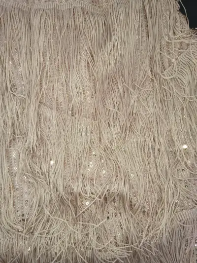 Vestido champán con flecos y lentejuelas talla S - miniatura 2